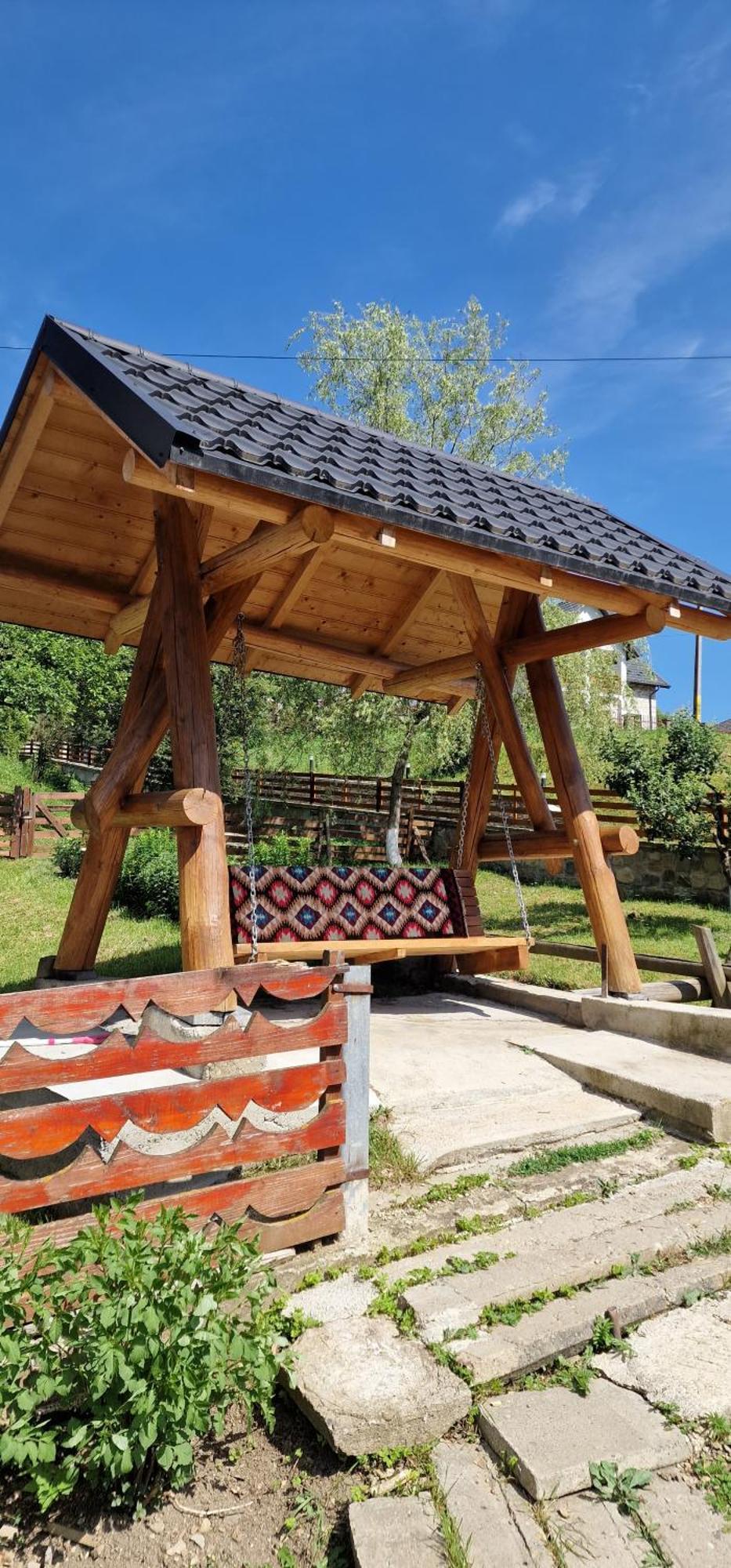 ホテル Casa Agroturistica Tarancuta Din Vatra Moldoviţei エクステリア 写真