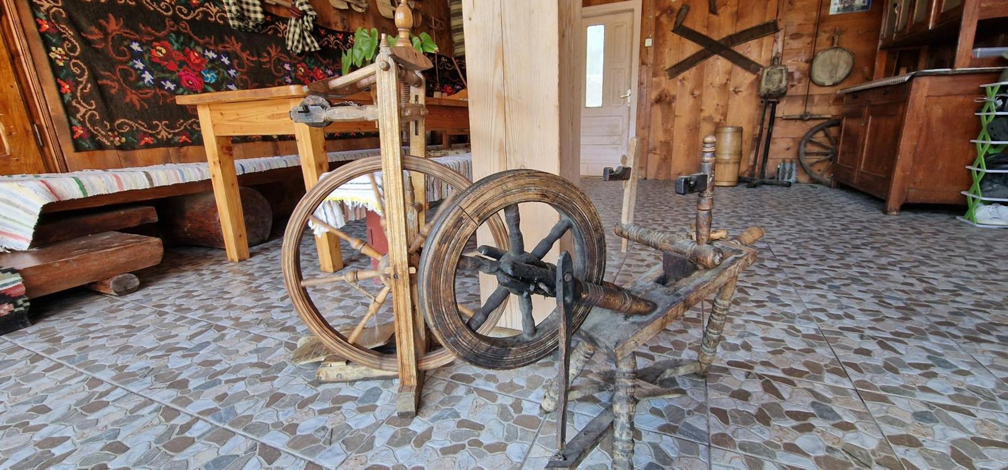 ホテル Casa Agroturistica Tarancuta Din Vatra Moldoviţei エクステリア 写真